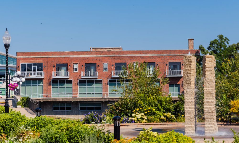 Esser Lofts Aurora