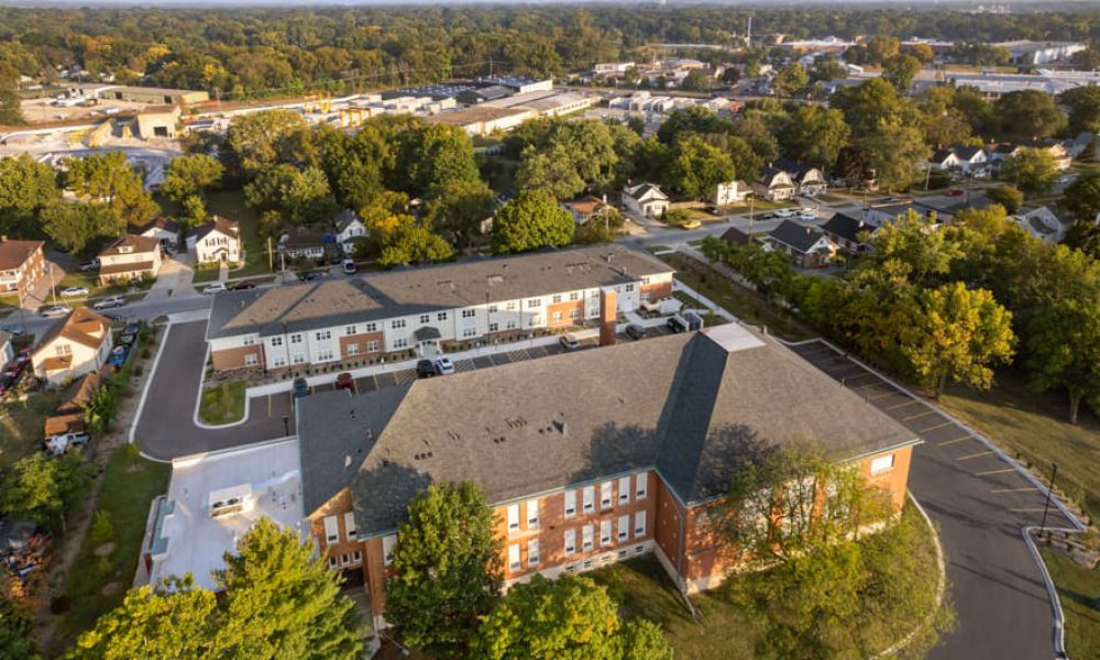 Fox Valley Apartments