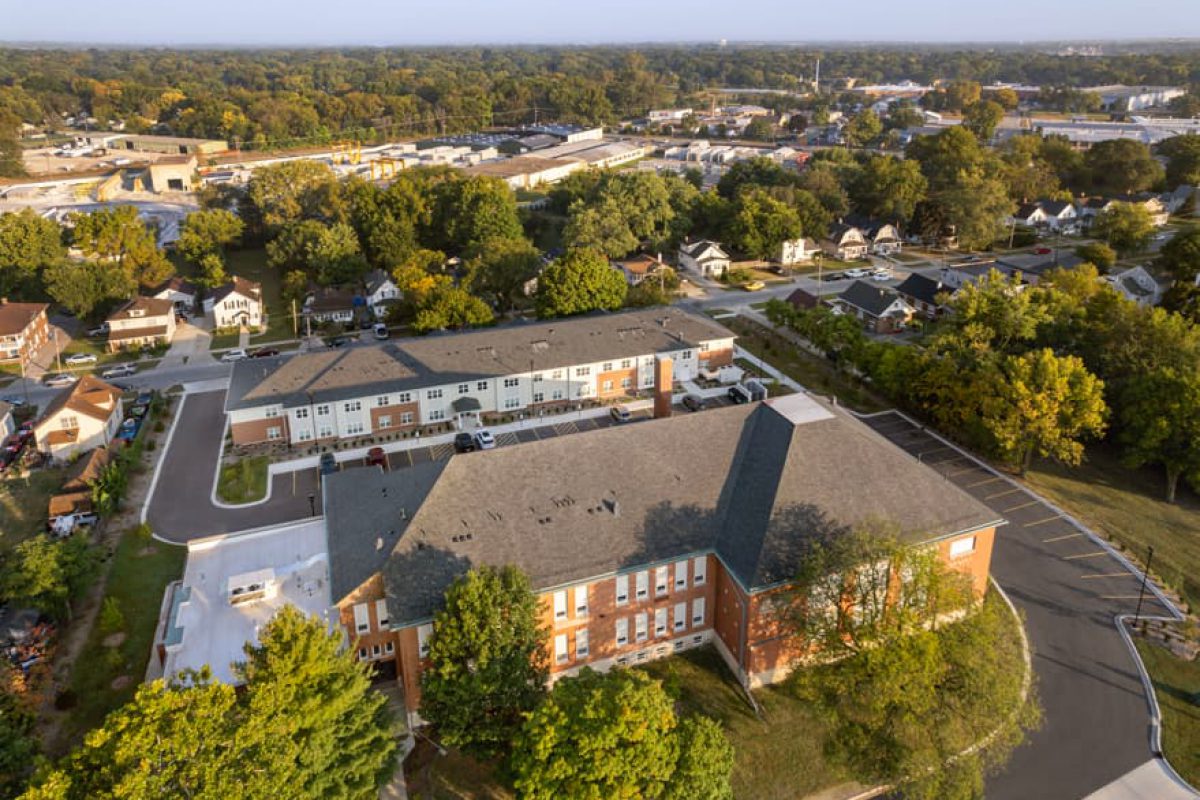Fox Valley Apartments