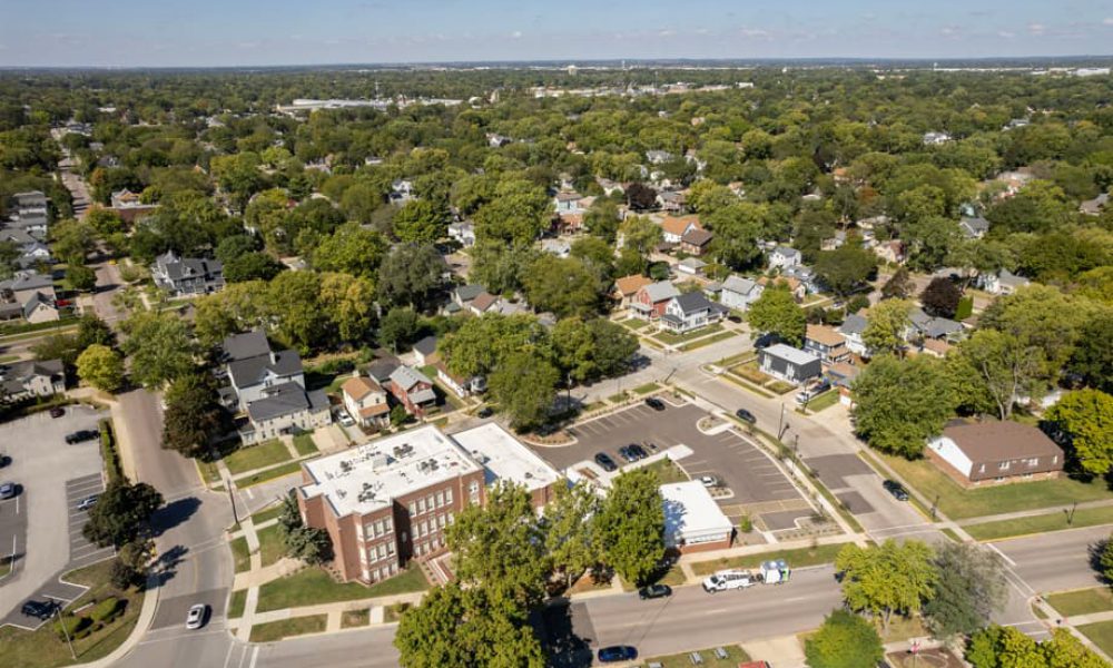 Fox Valley Apartments