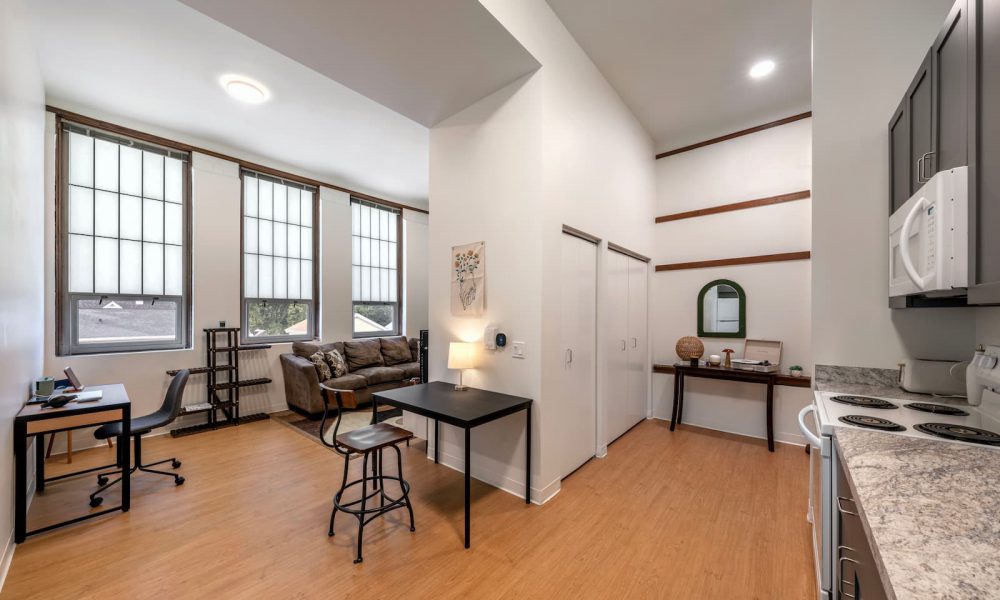 Fox Valley Apartments